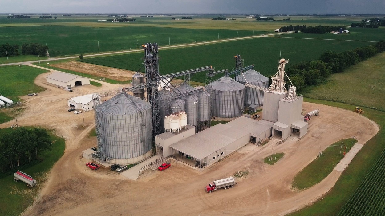 Vernon Center Feed Mill